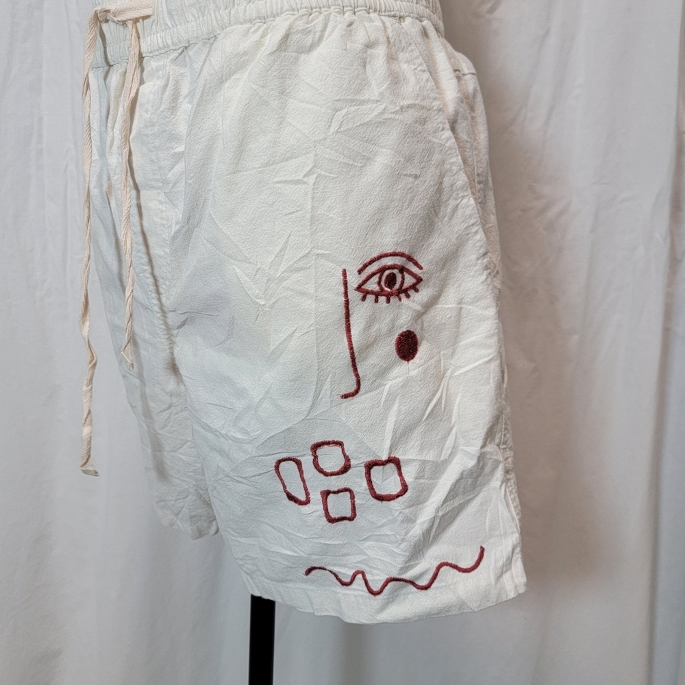 Cotton On White Elastic Waist Shorts with Embroidered Logo - Picture 2 of 8
